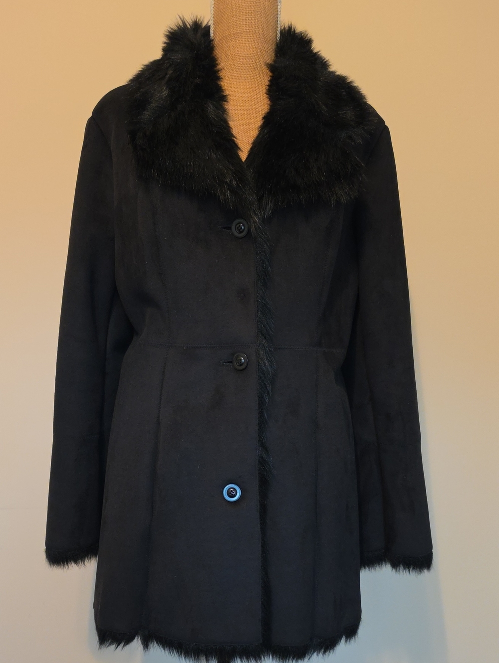Jones New York Black Teddy Jacket with Faux-Fur Trim